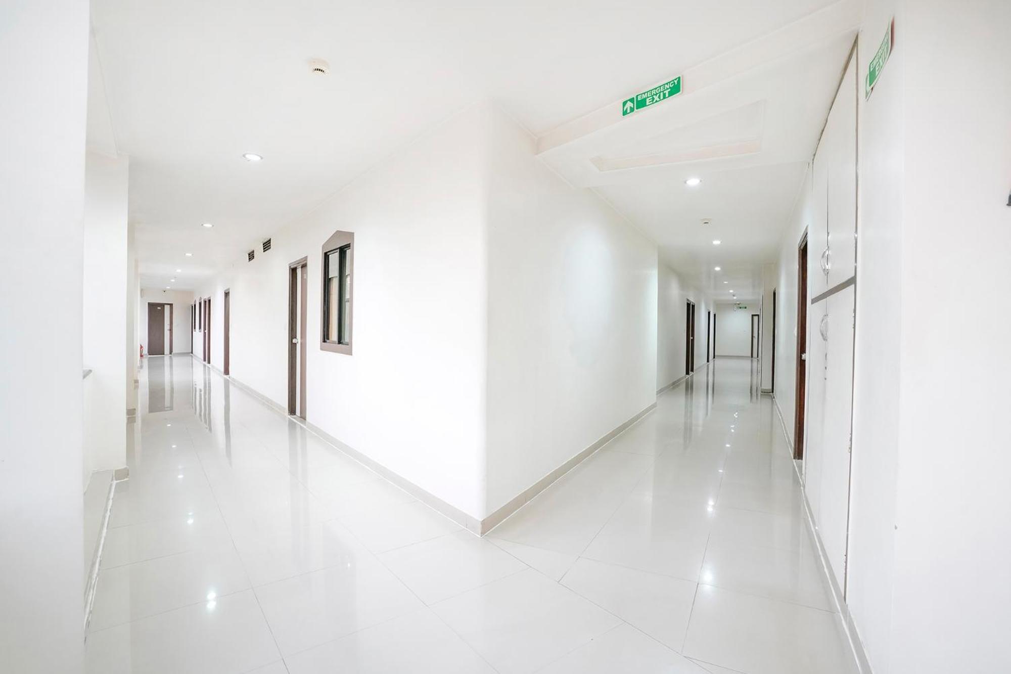 Fabhotel Skylon, Near Mahatma Mandir Гандинагар Екстериор снимка